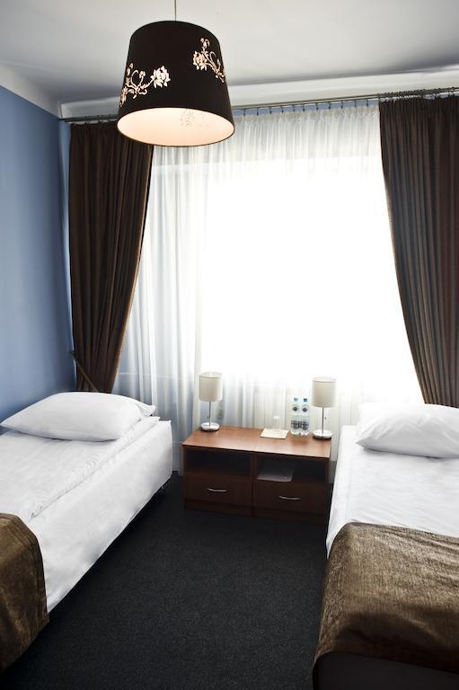 Hotel Korona Łuków Habitación foto