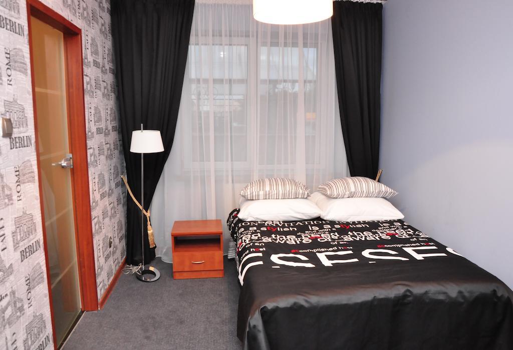 Hotel Korona Łuków Habitación foto