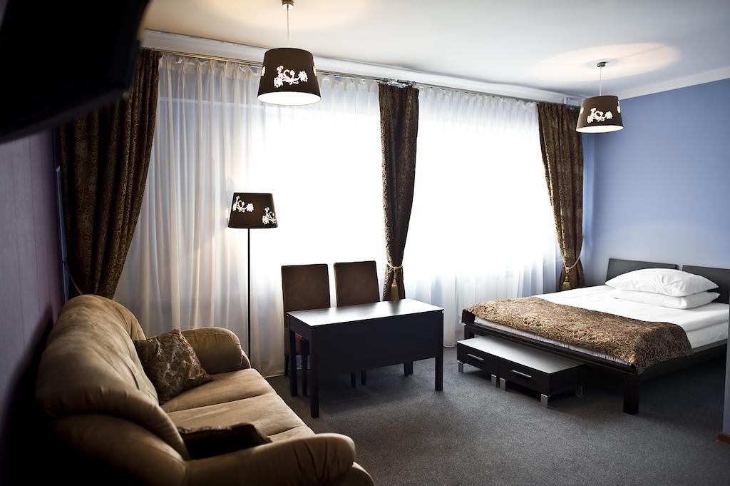 Hotel Korona Łuków Habitación foto